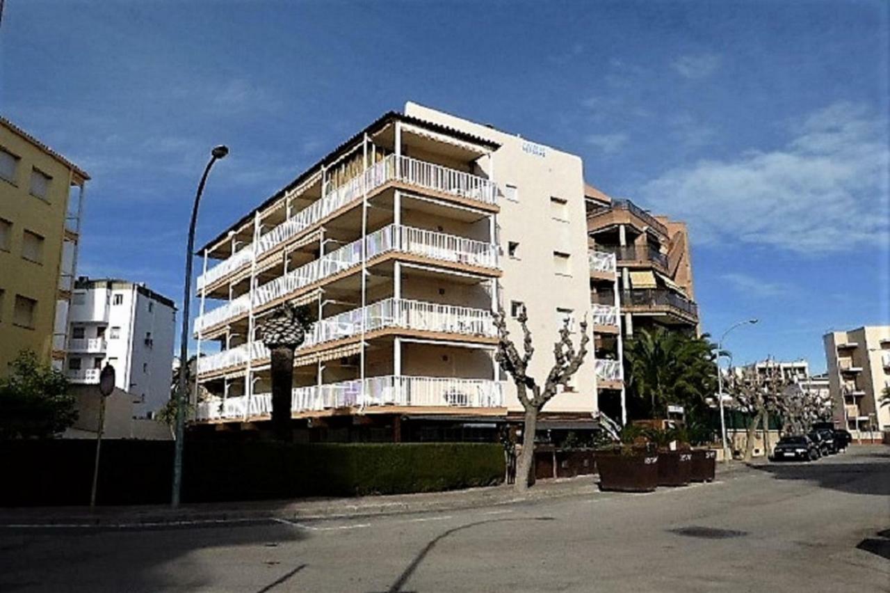 Mont-Roig Apartment Cambrils Exterior photo